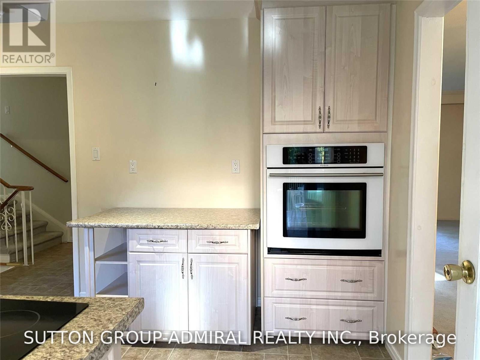 86 HAMILTON DRIVE - 13