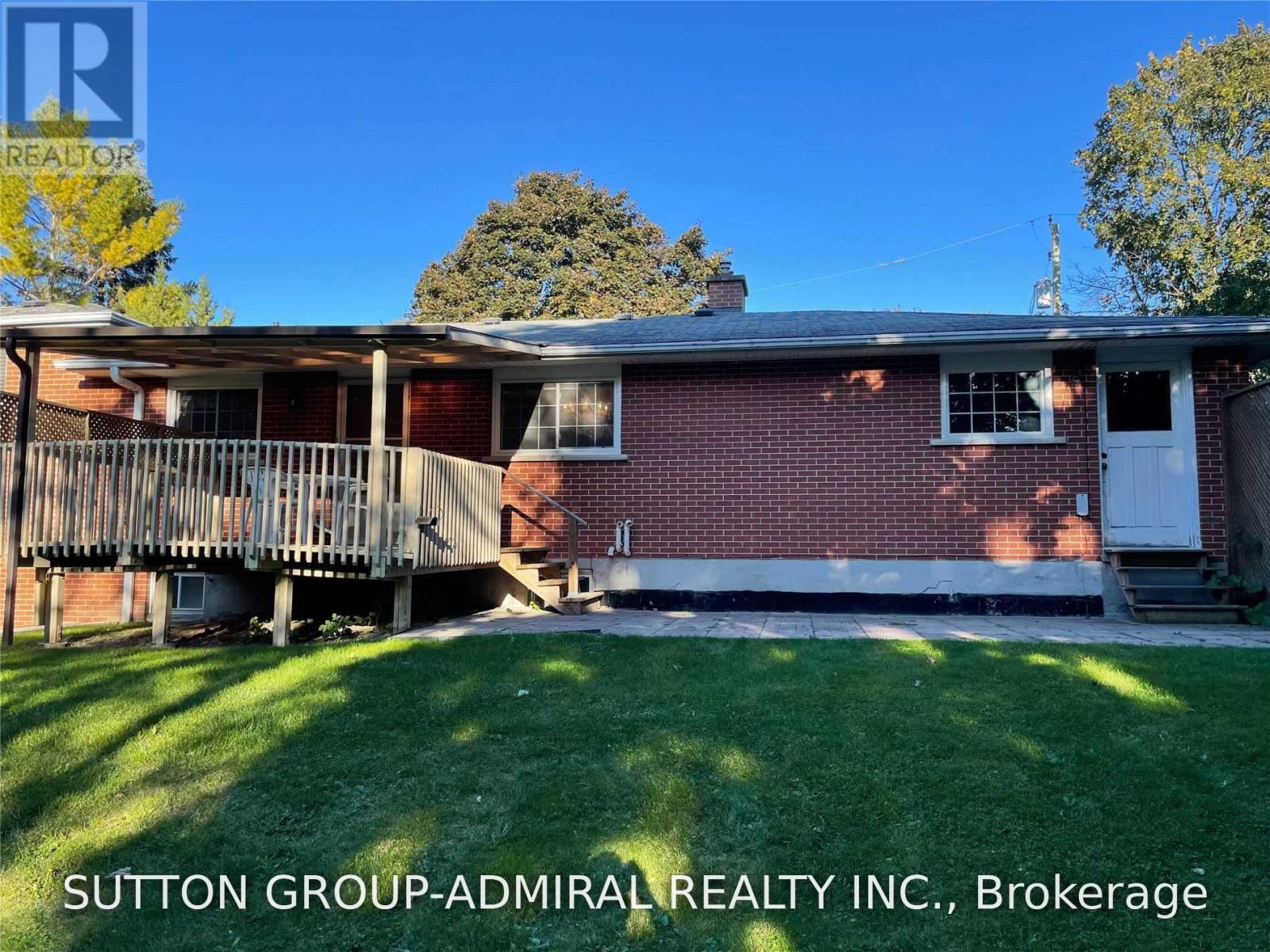 86 HAMILTON DRIVE - 27