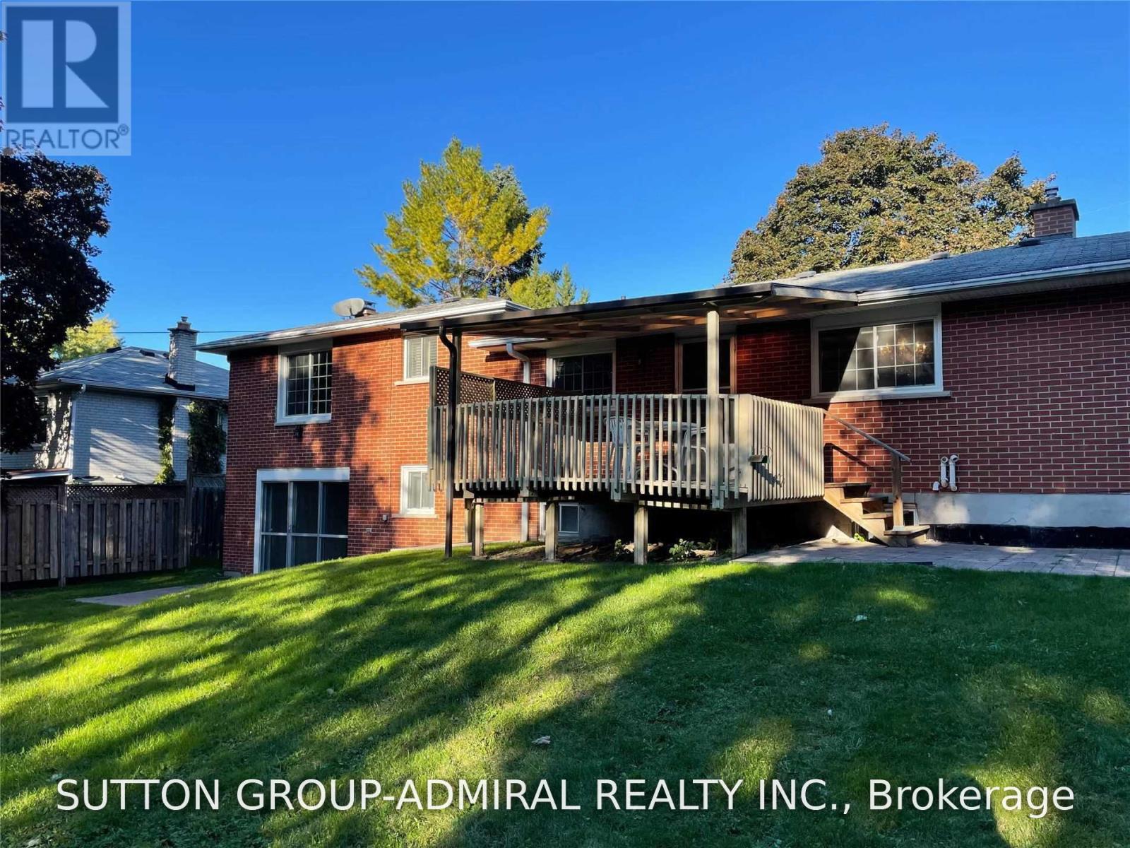 86 HAMILTON DRIVE - 28