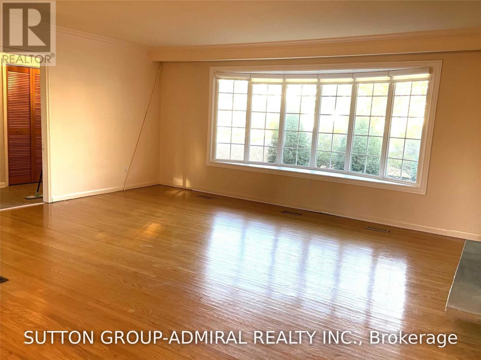 86 HAMILTON DRIVE - 6