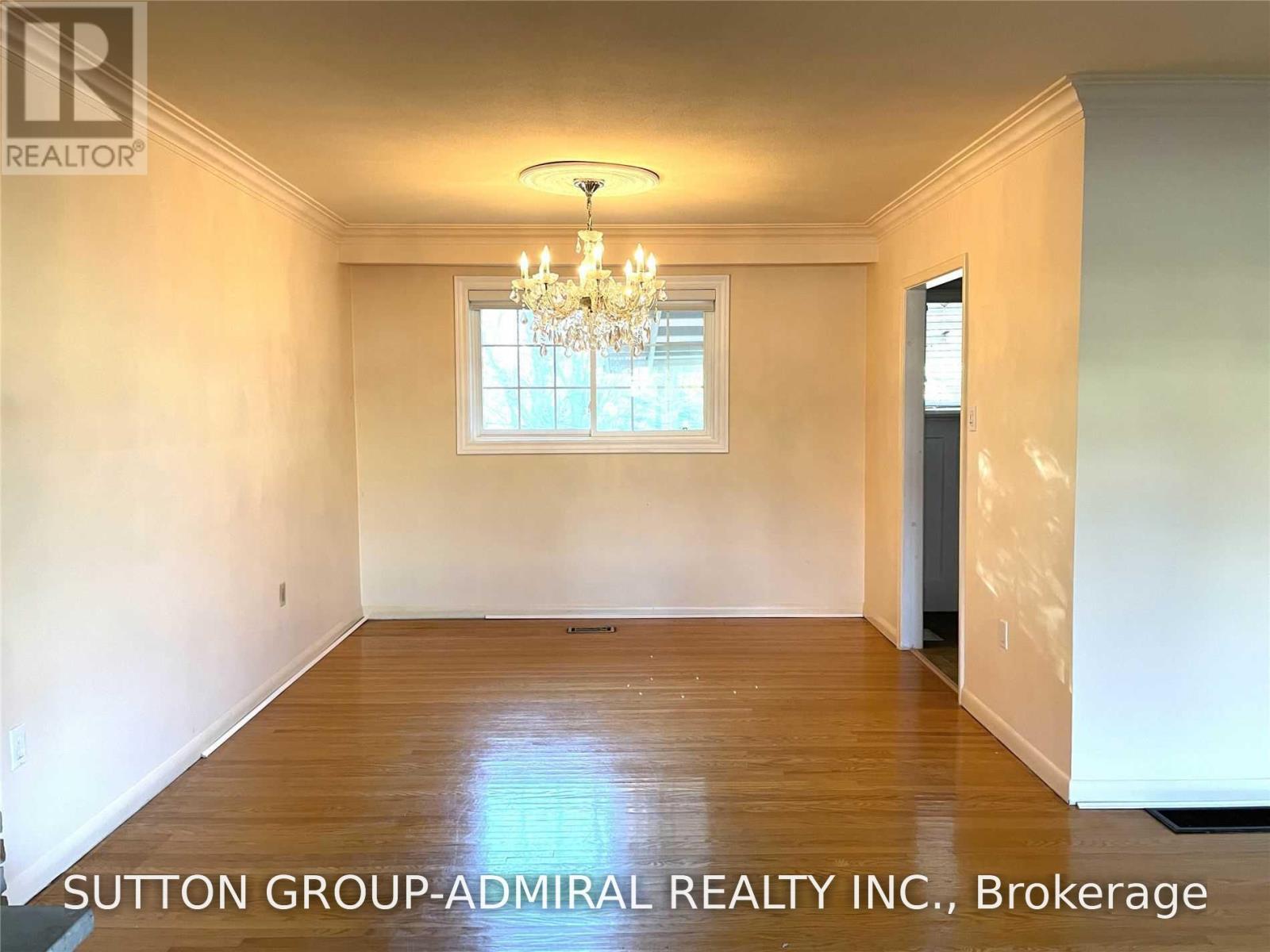 86 HAMILTON DRIVE - 8