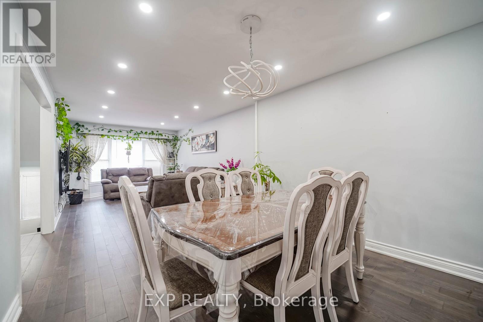 288 SIMONSTON BOULEVARD - 11