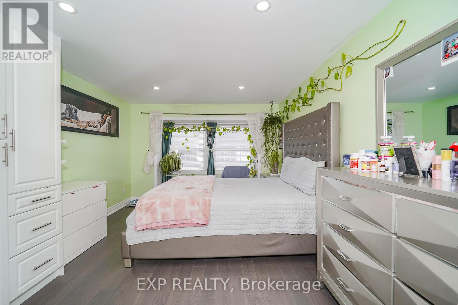 288 SIMONSTON BOULEVARD - 20