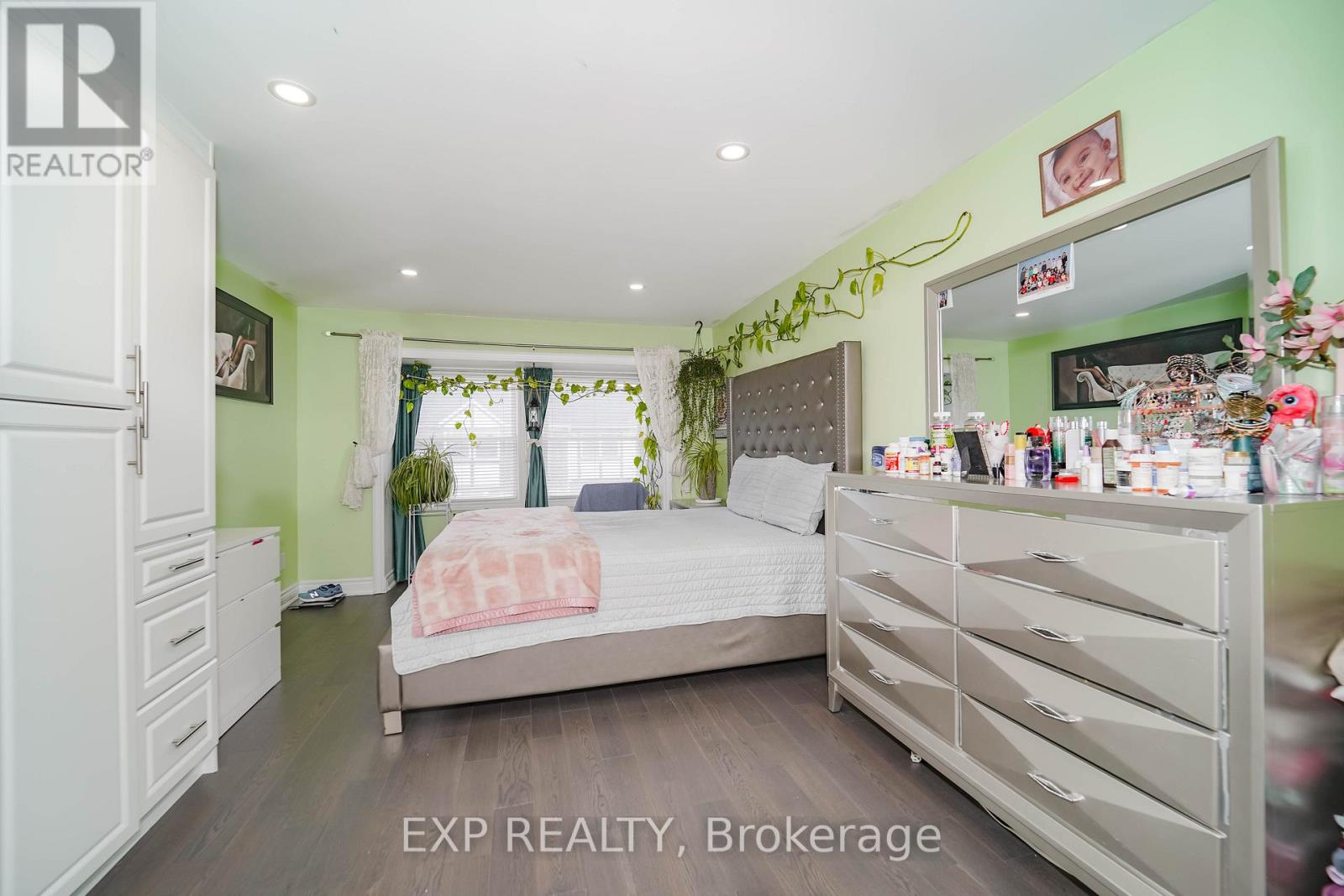288 SIMONSTON BOULEVARD - 21