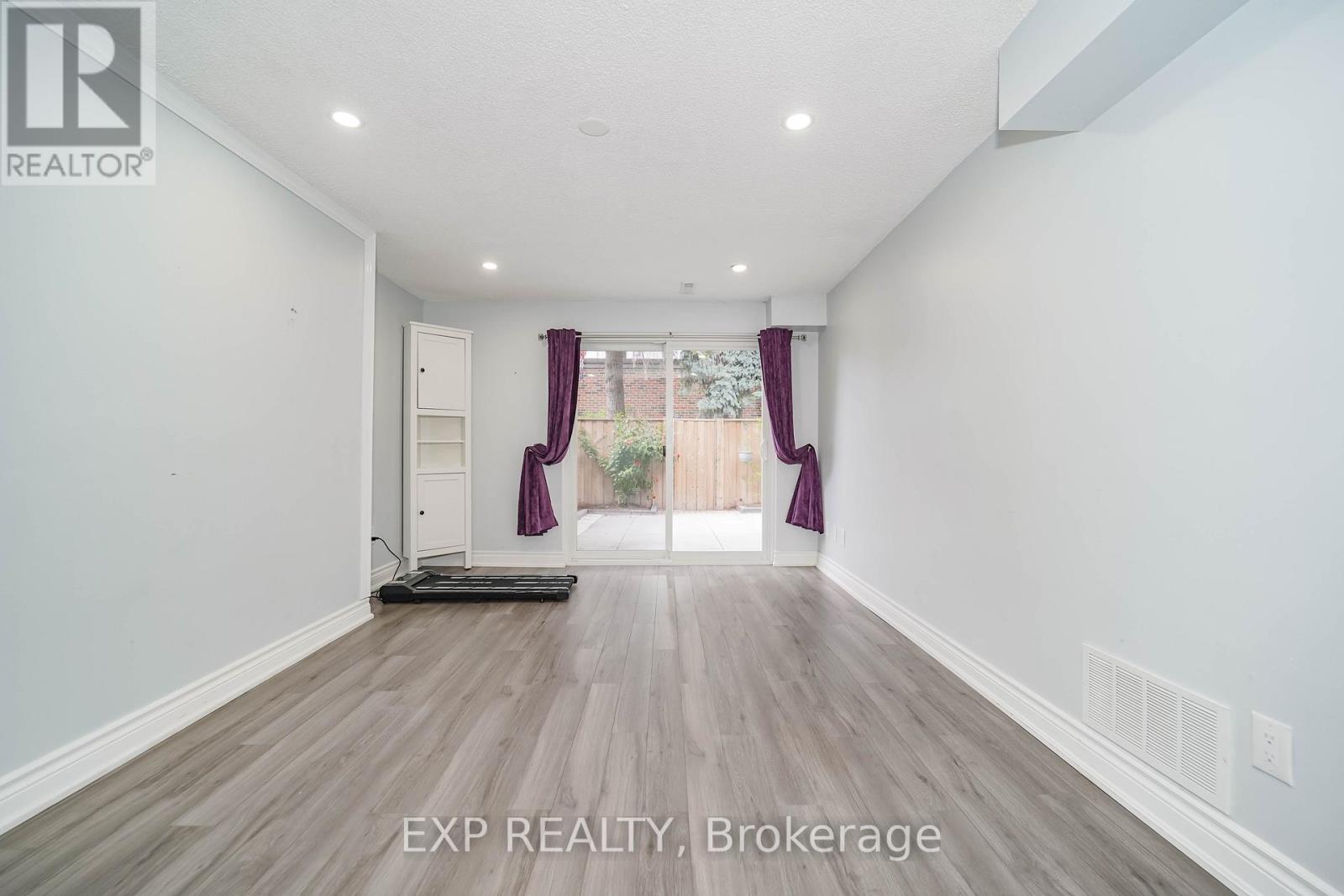 288 SIMONSTON BOULEVARD - 33