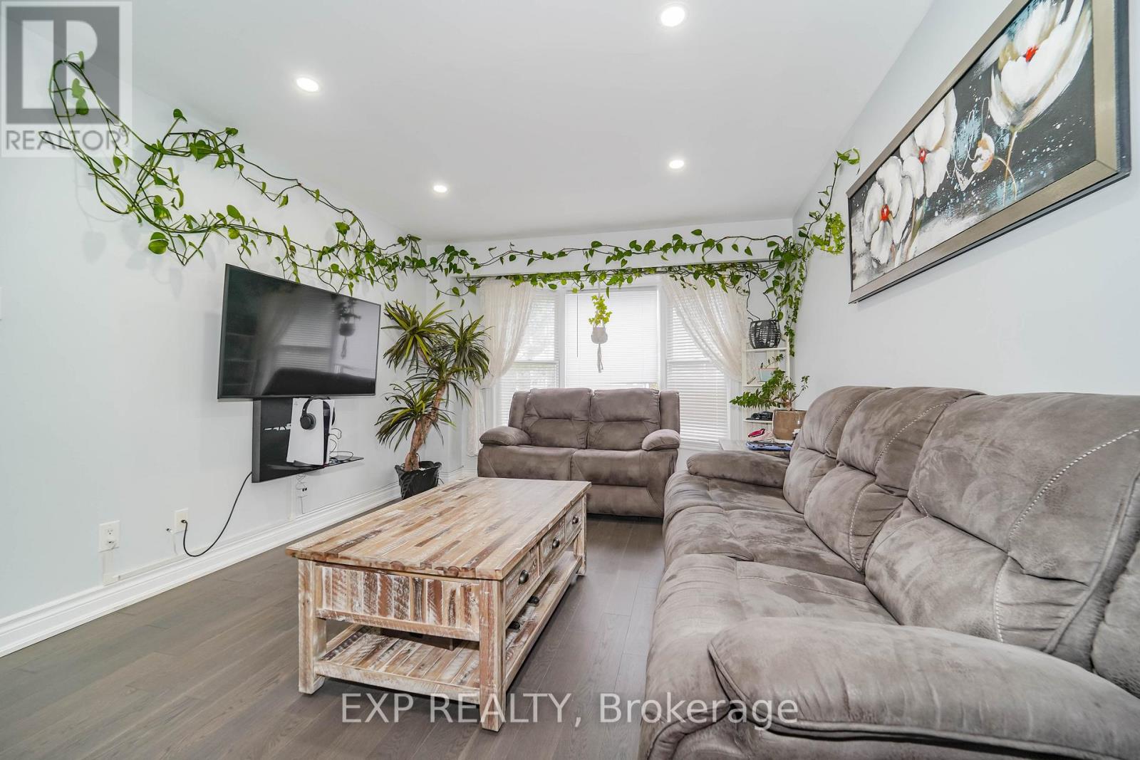 288 SIMONSTON BOULEVARD - 4