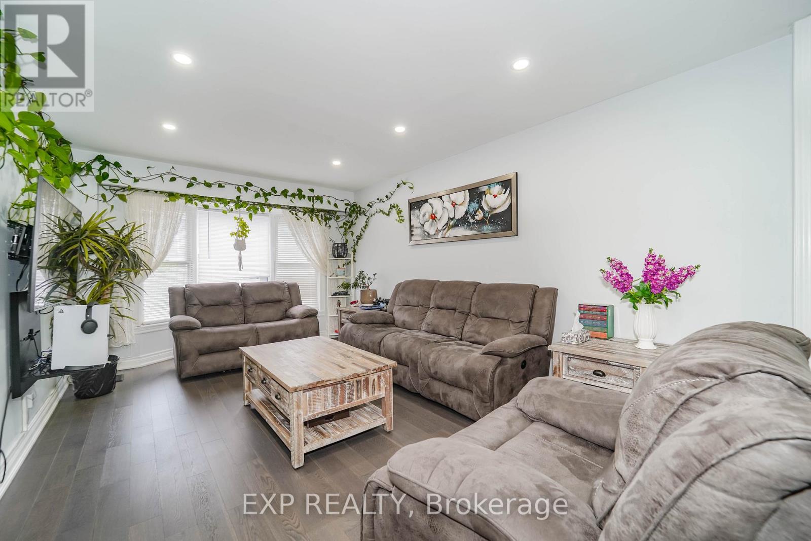 288 SIMONSTON BOULEVARD - 6