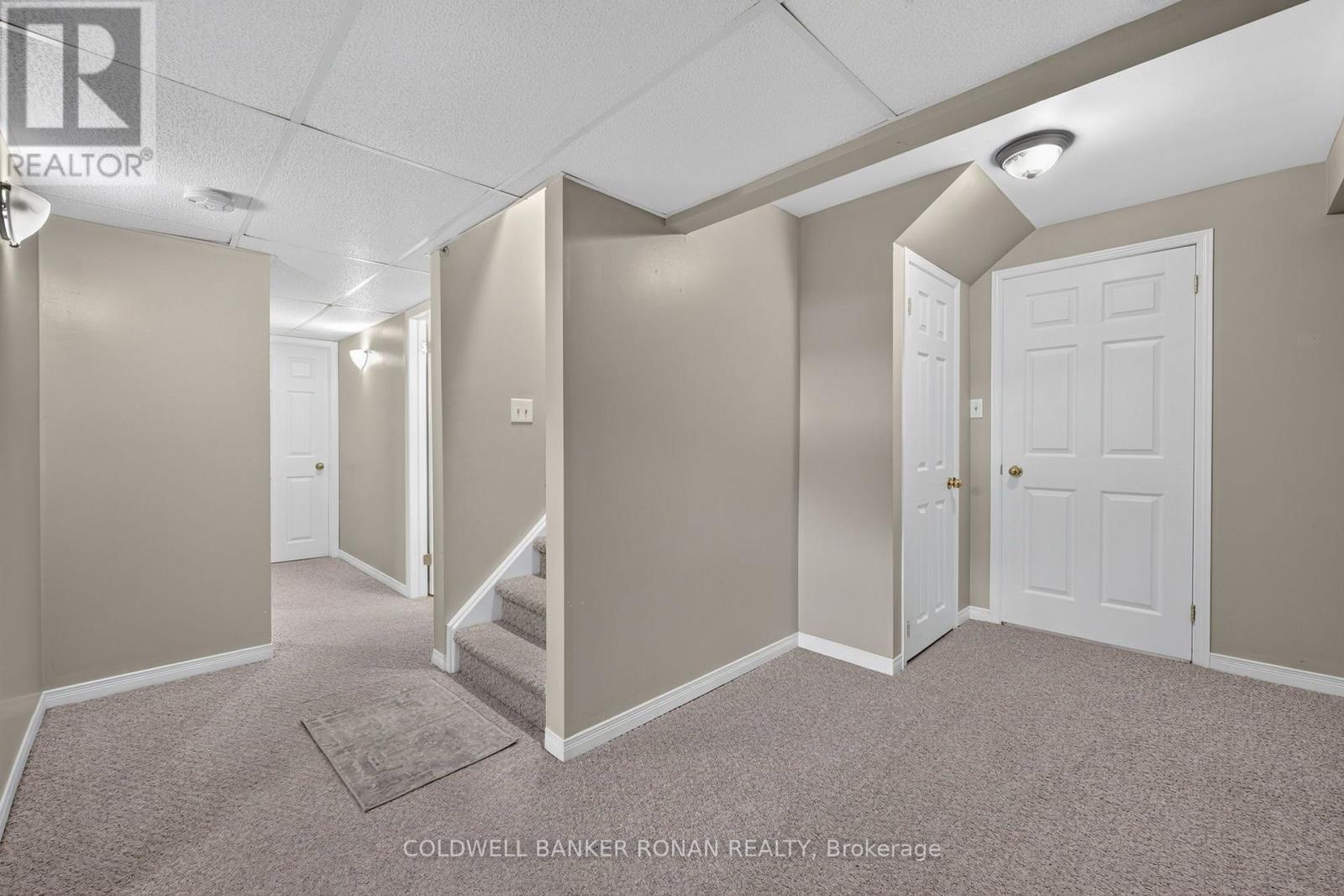 61 DARLING CRESCENT - 23