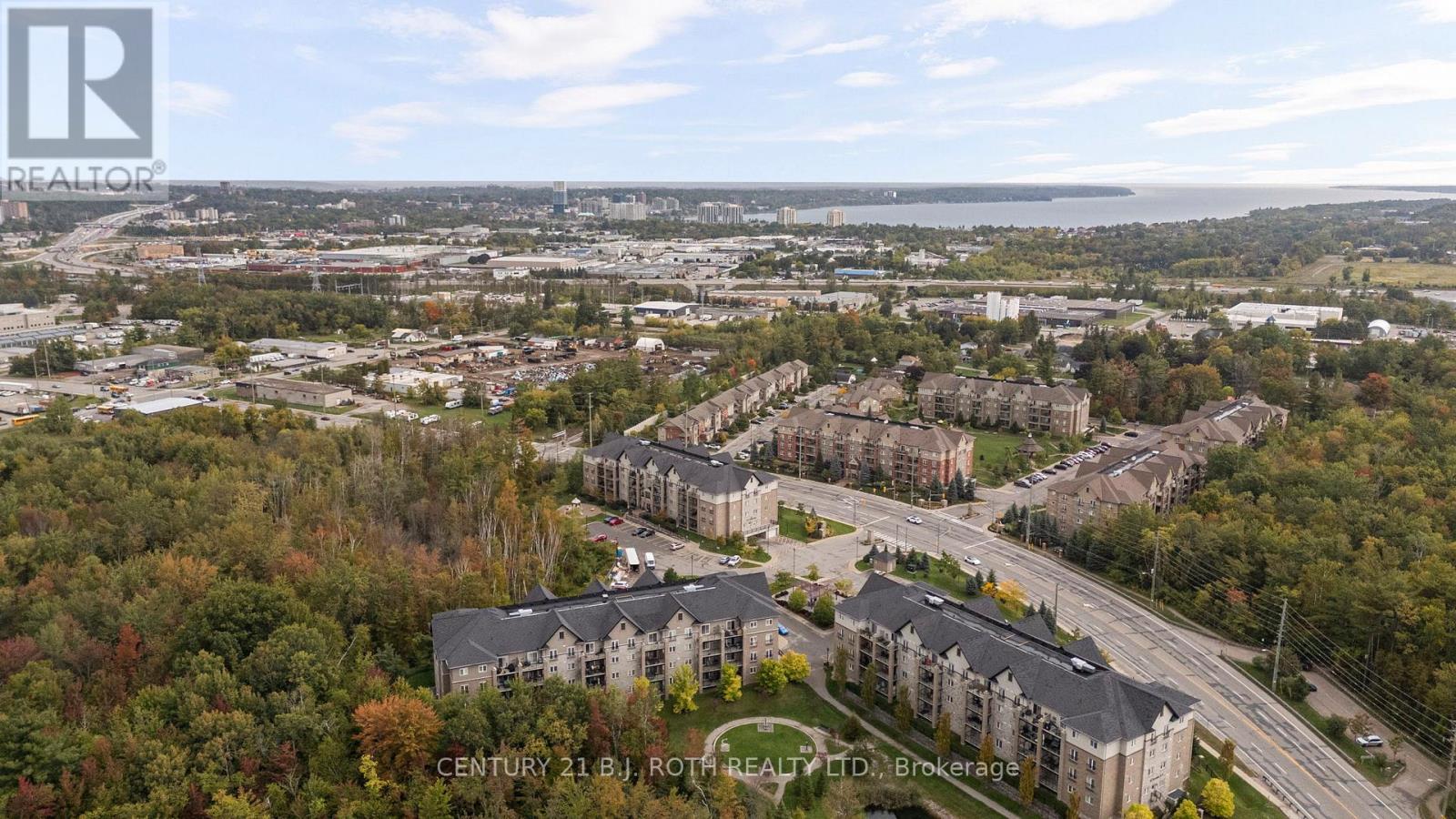 #204 40 FERNDALE DRIVE S - 18