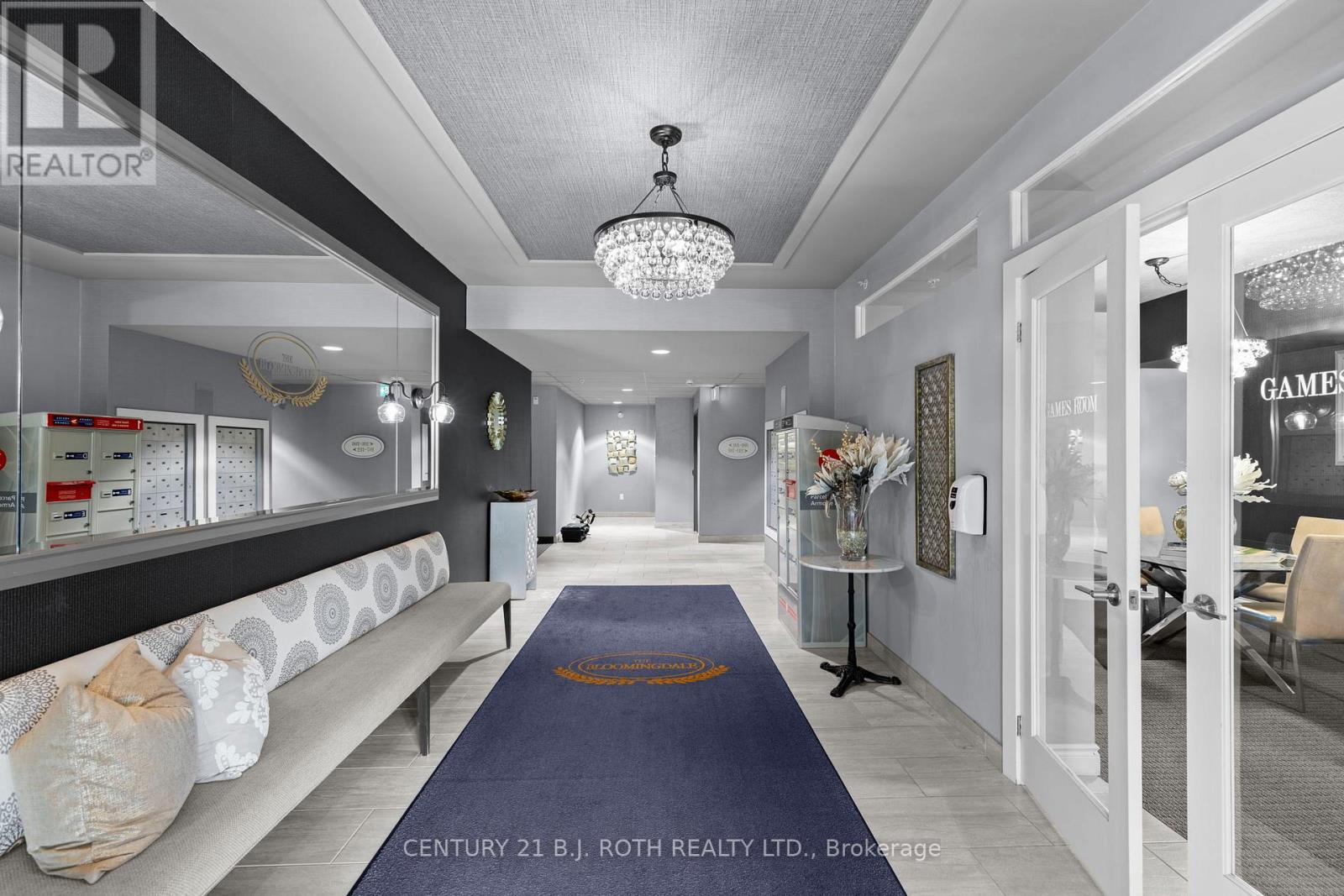 #204 40 FERNDALE DRIVE S - 21