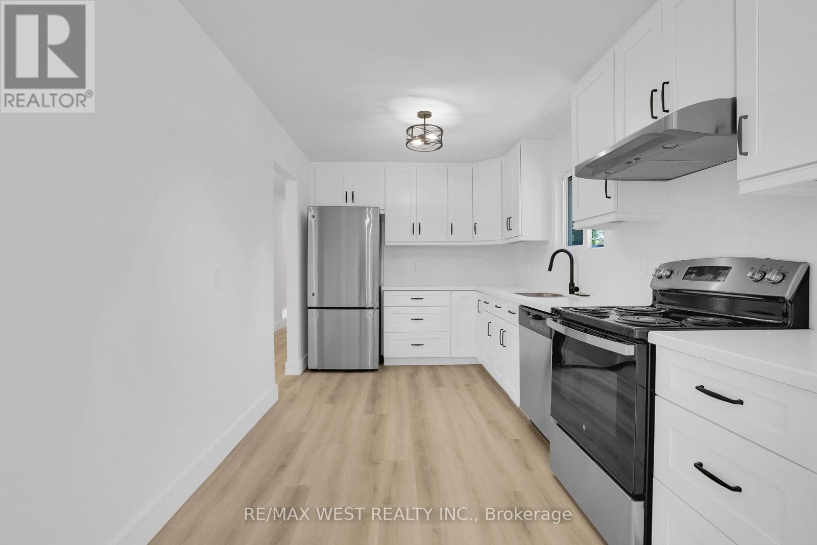 571 HIGH STREET - 3