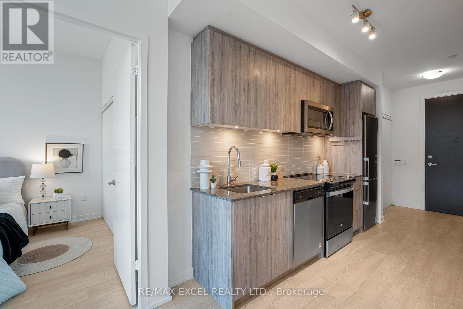 #1801 8868 YONGE STREET - 13