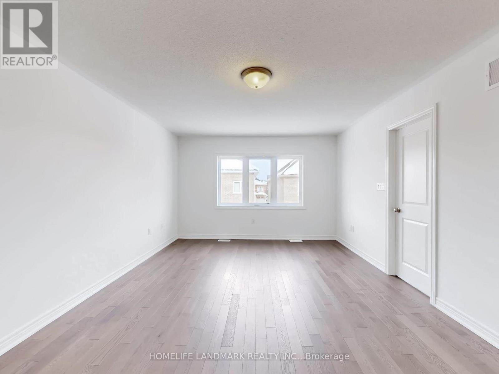 8 BUSHWOOD TRAIL - 18