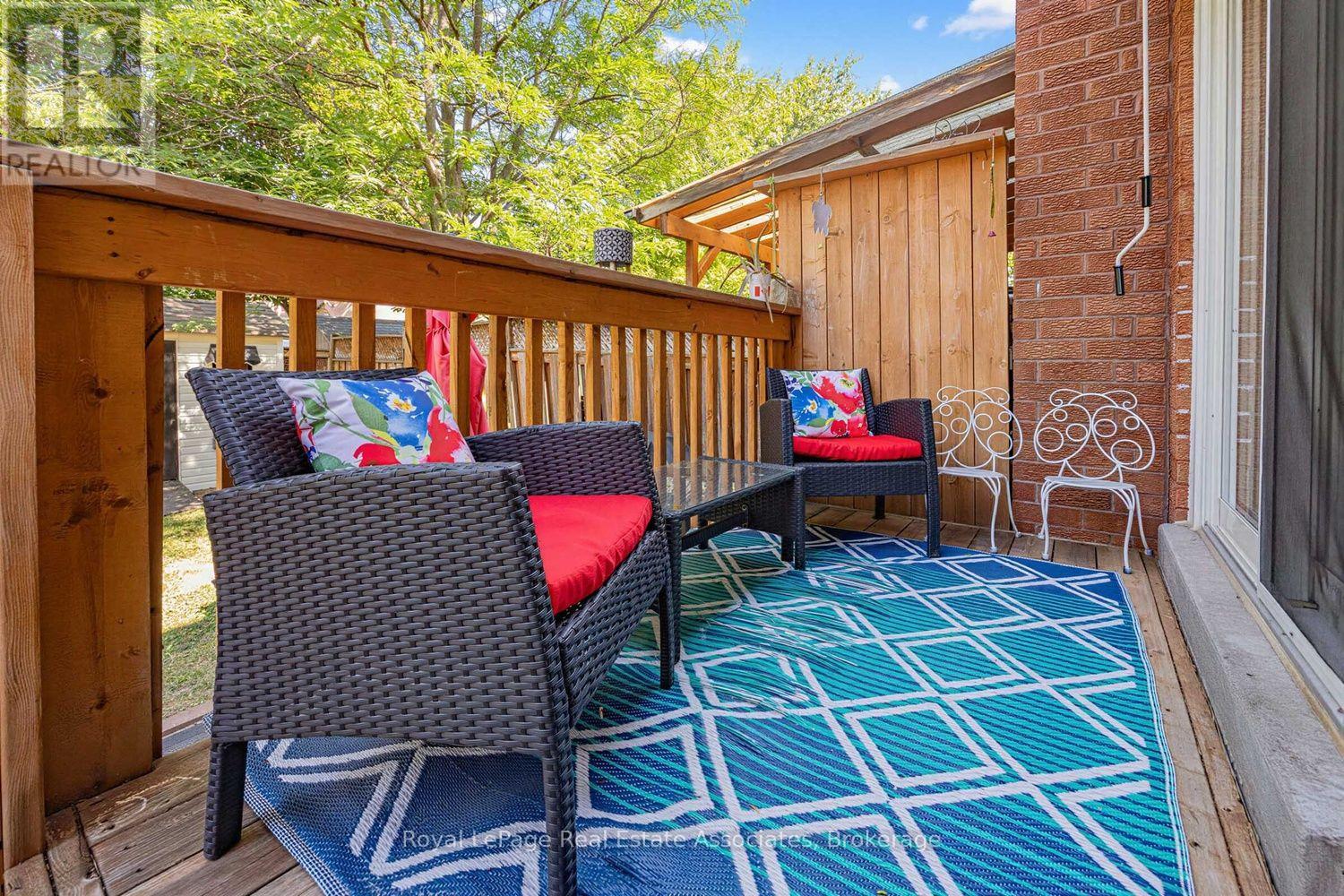 25 ROLLING HILLS LANE - 31