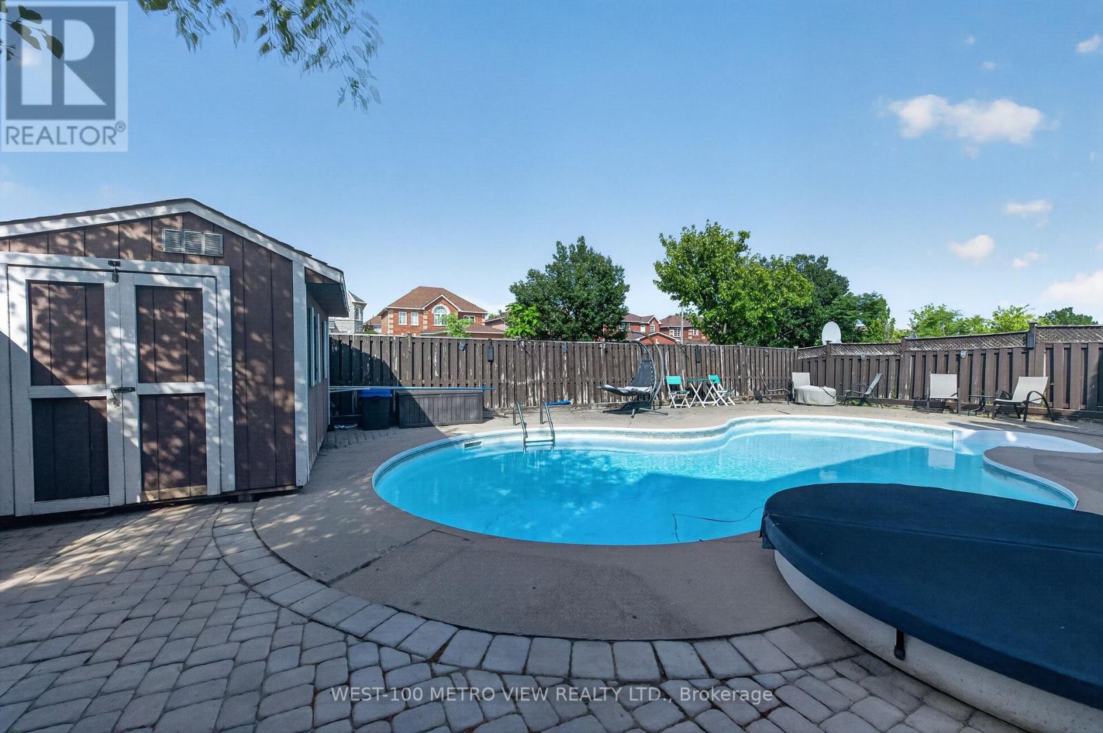 748 SUMMER PARK CRESCENT - 36