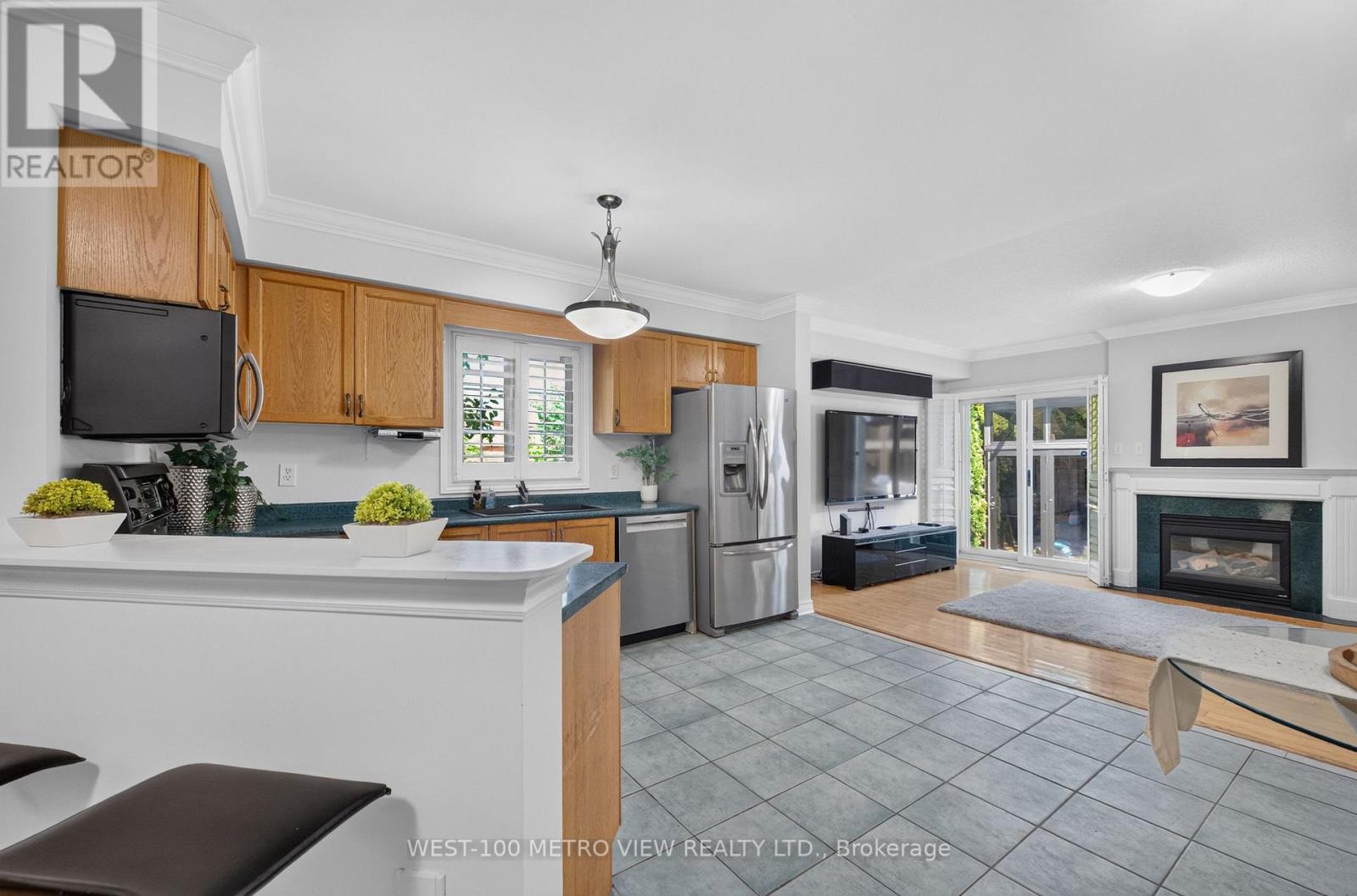 748 SUMMER PARK CRESCENT - 7