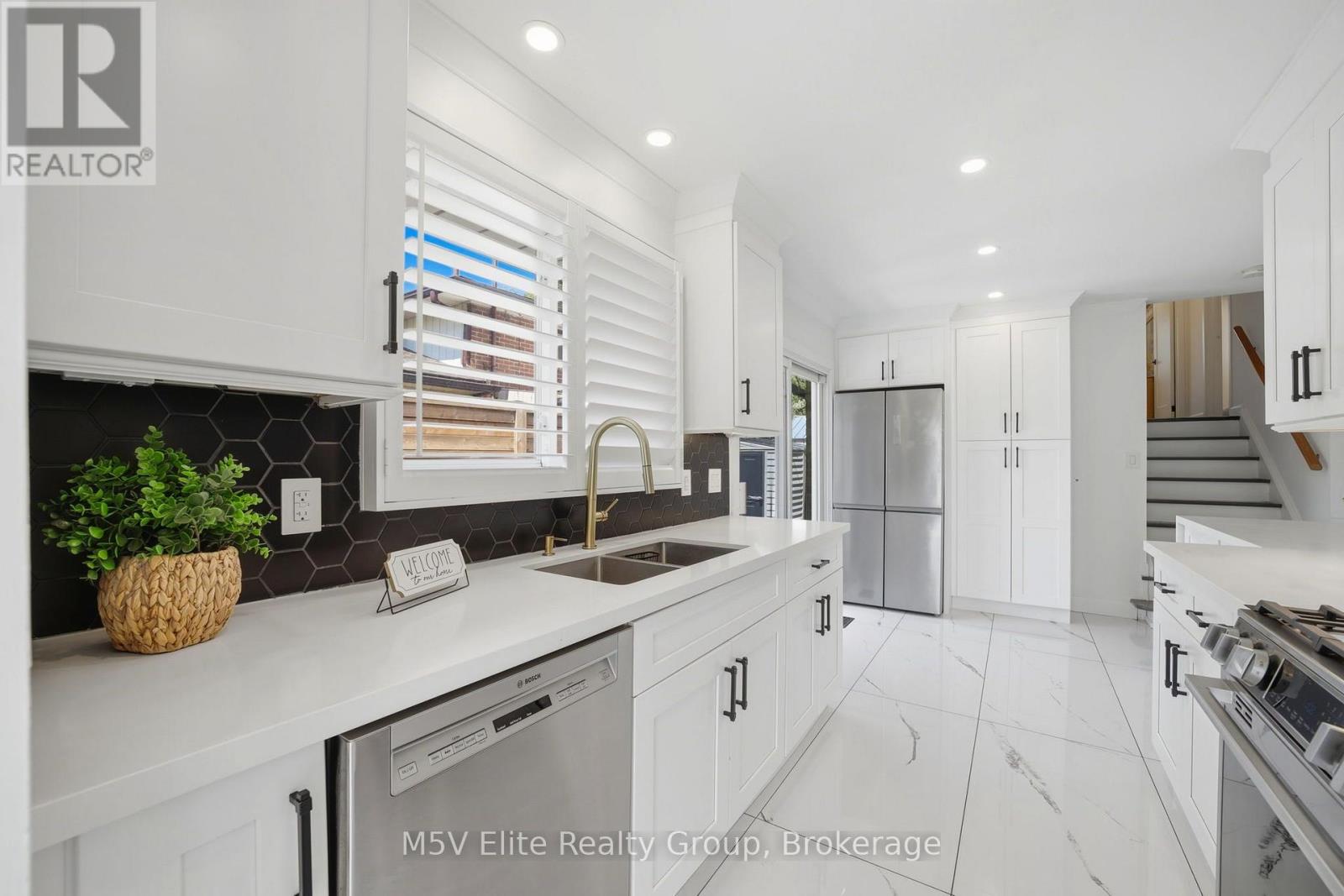 1171 GRIPSHOLM ROAD - Image 10