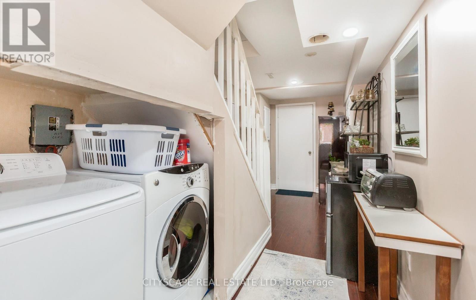 5259 ASTWELL AVENUE - 38