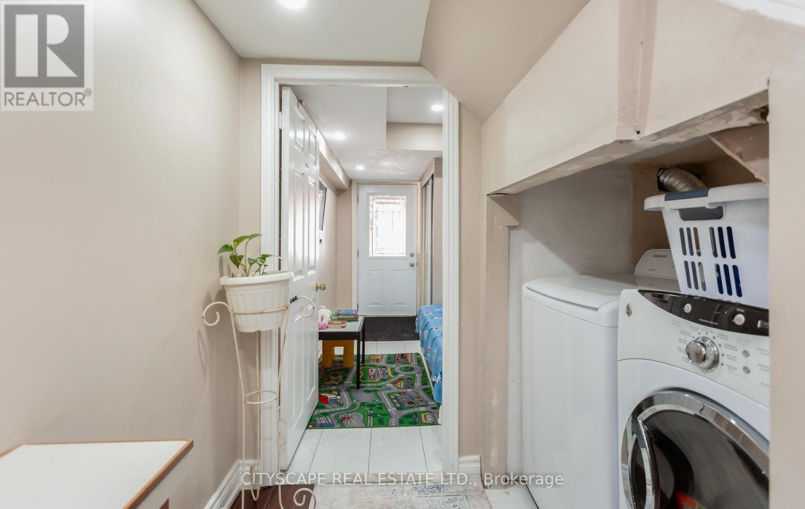 5259 ASTWELL AVENUE - 39