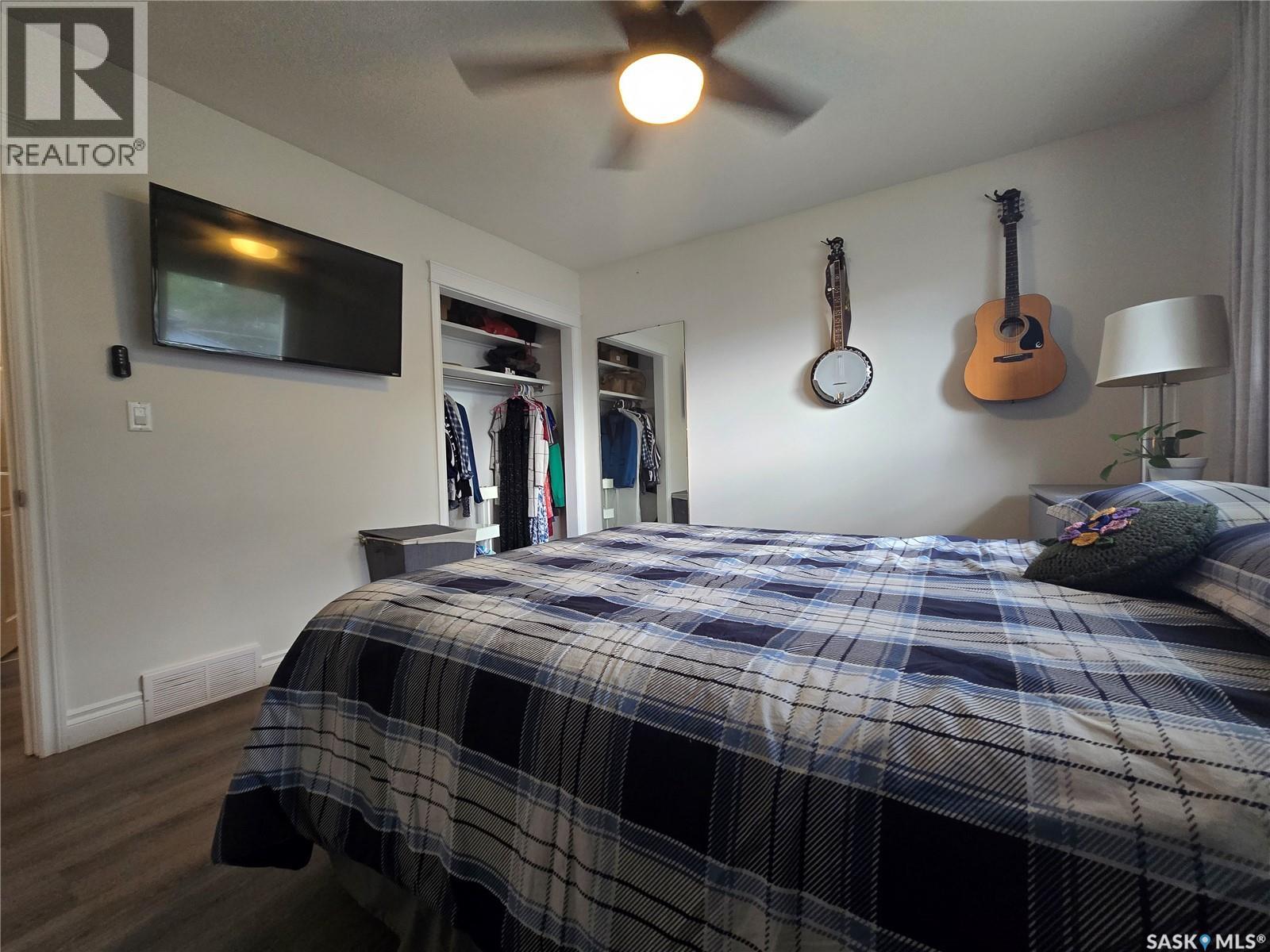 98 13TH STREET - 16