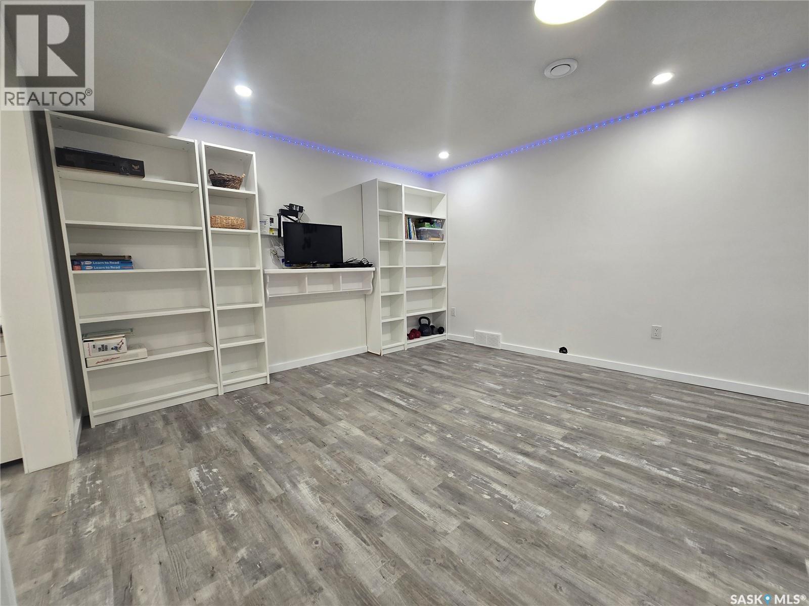 98 13TH STREET - 20