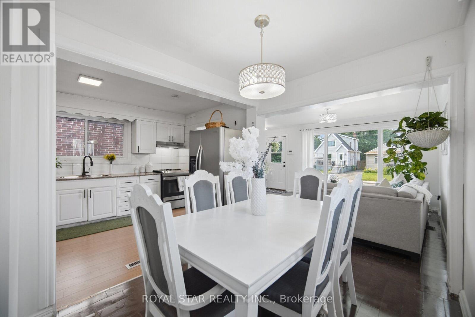 147 GRACE AVENUE - Image 12