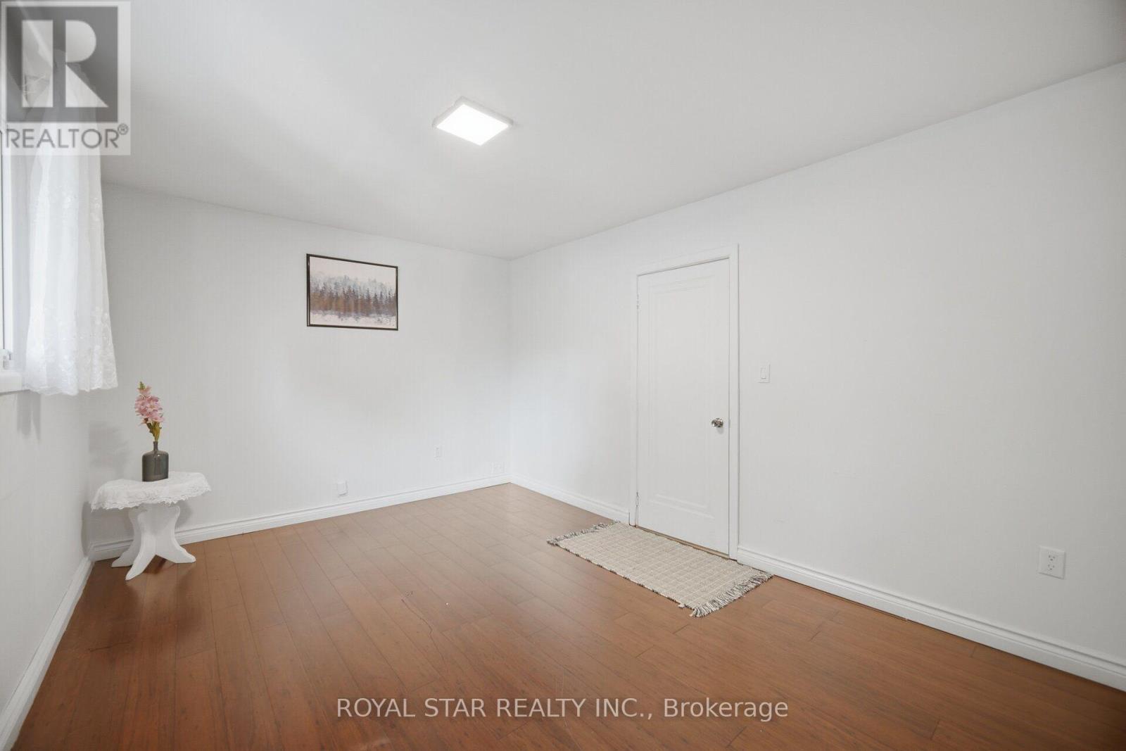 147 GRACE AVENUE - Image 20