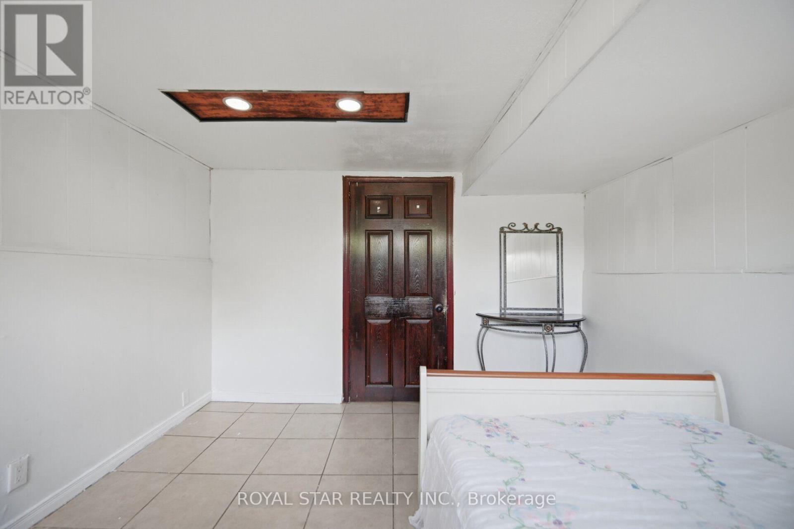 147 GRACE AVENUE - Image 37