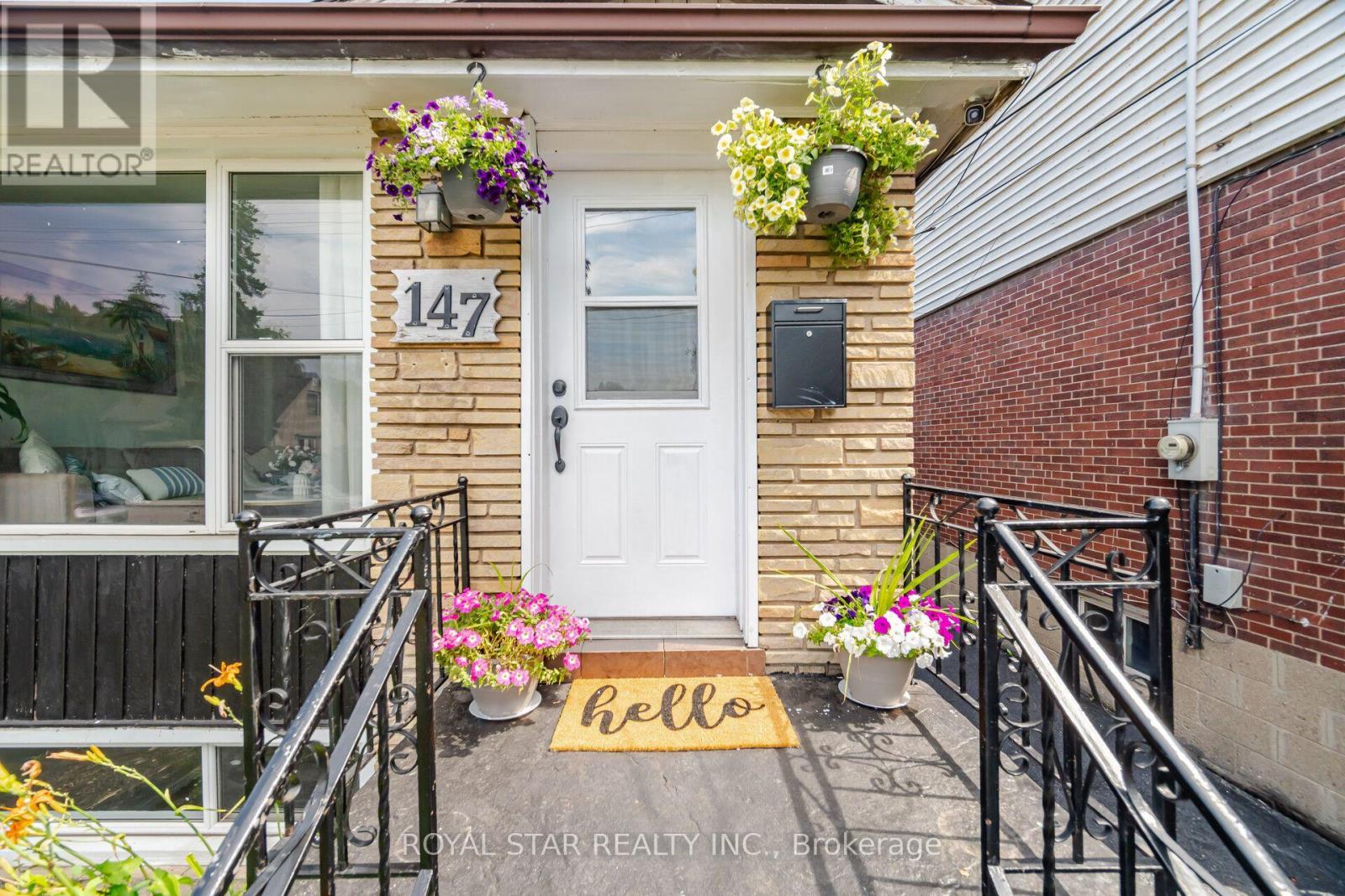 147 GRACE AVENUE - 5