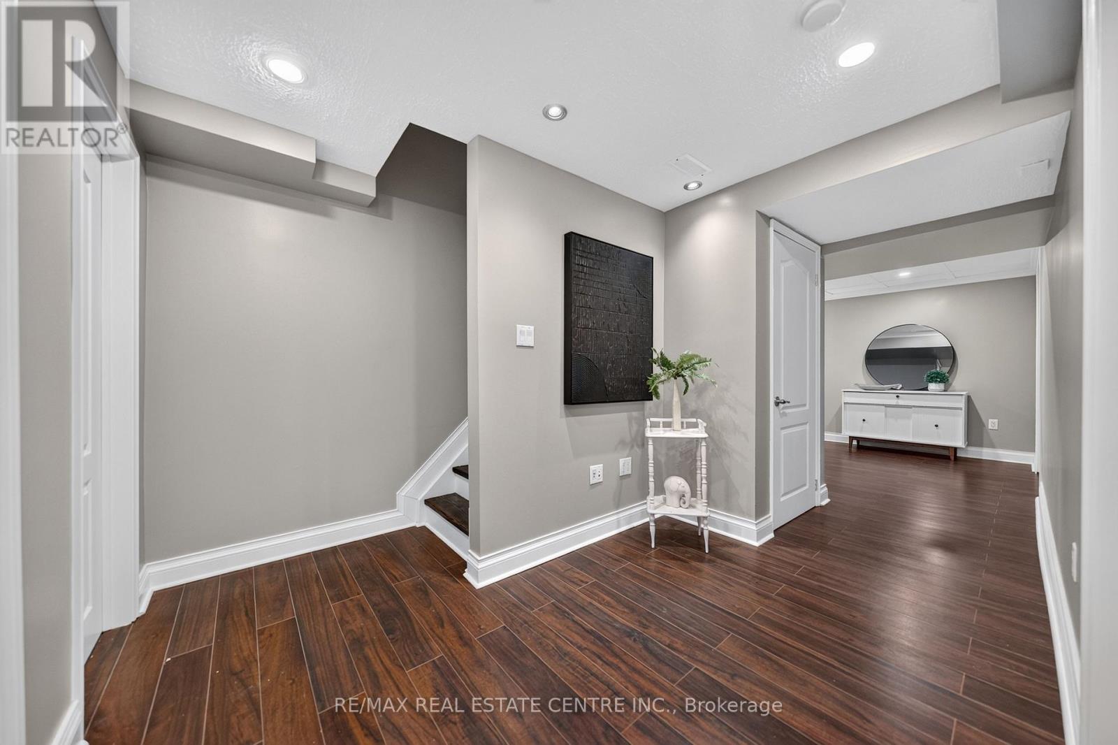 72 SWIFT CRESCENT - Image 36