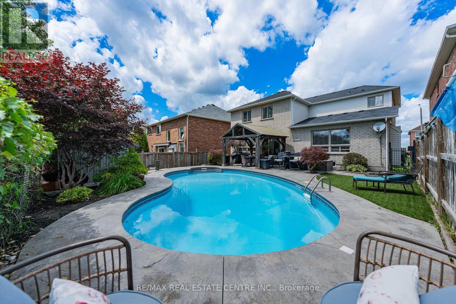 72 SWIFT CRESCENT - Image 44
