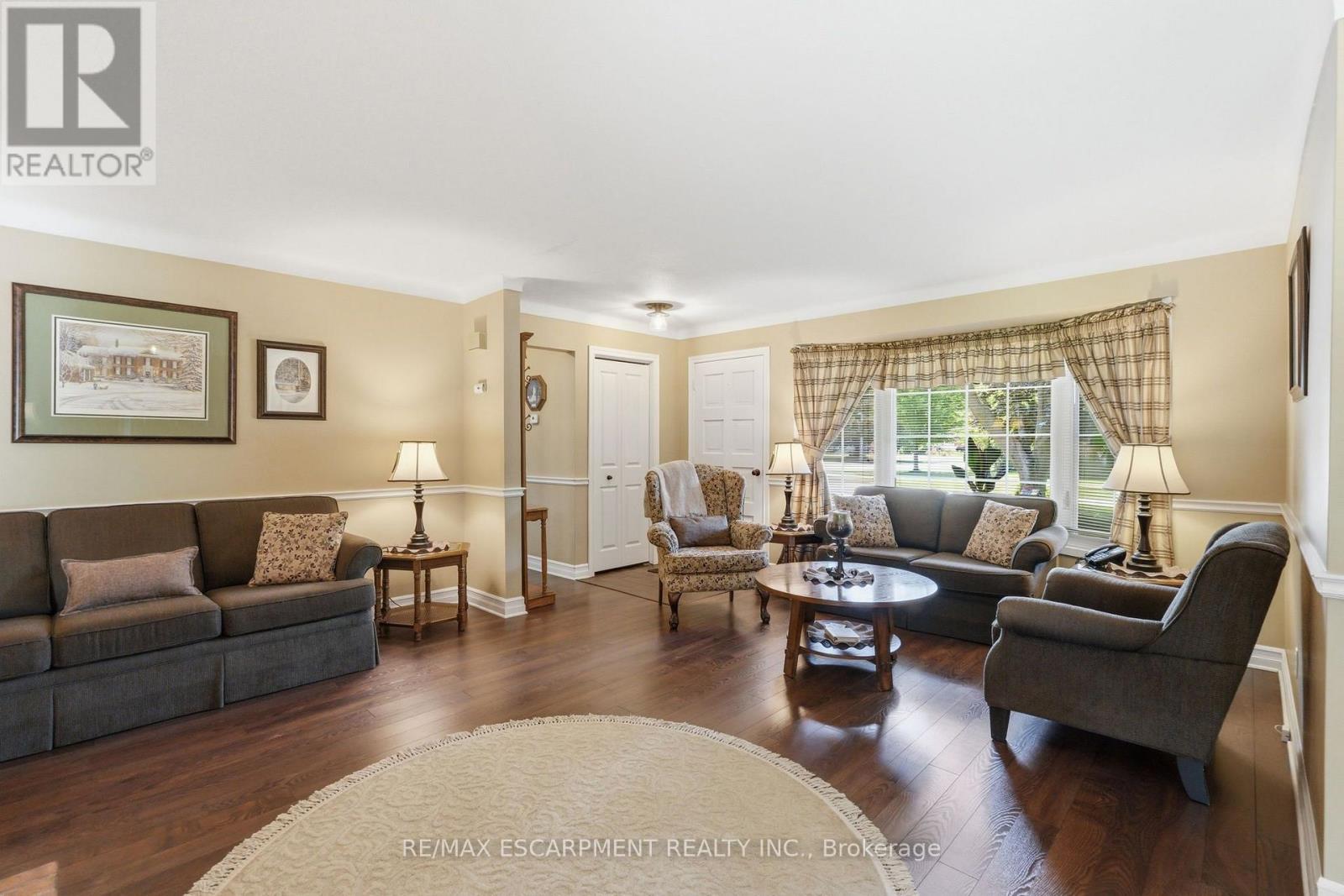 2A VALLEY ROAD - 10