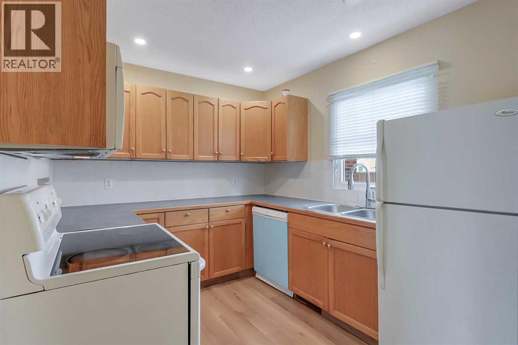 #7 15 Stanton Street - 10
