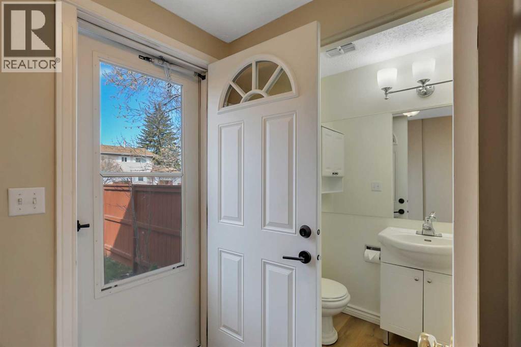 #7 15 Stanton Street - 13