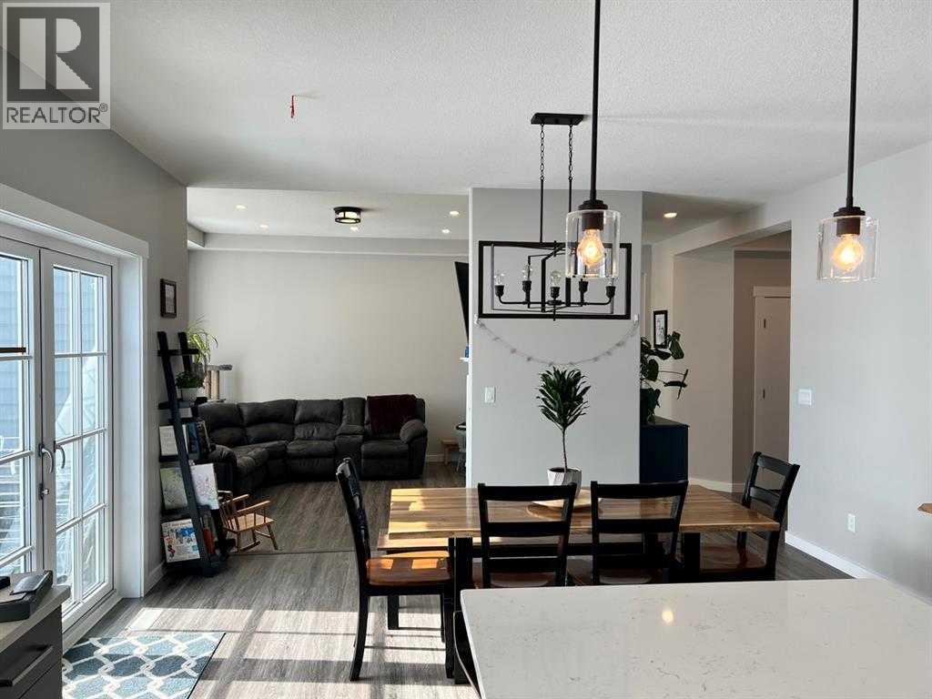 11, 1049 Alberta Avenue - 7
