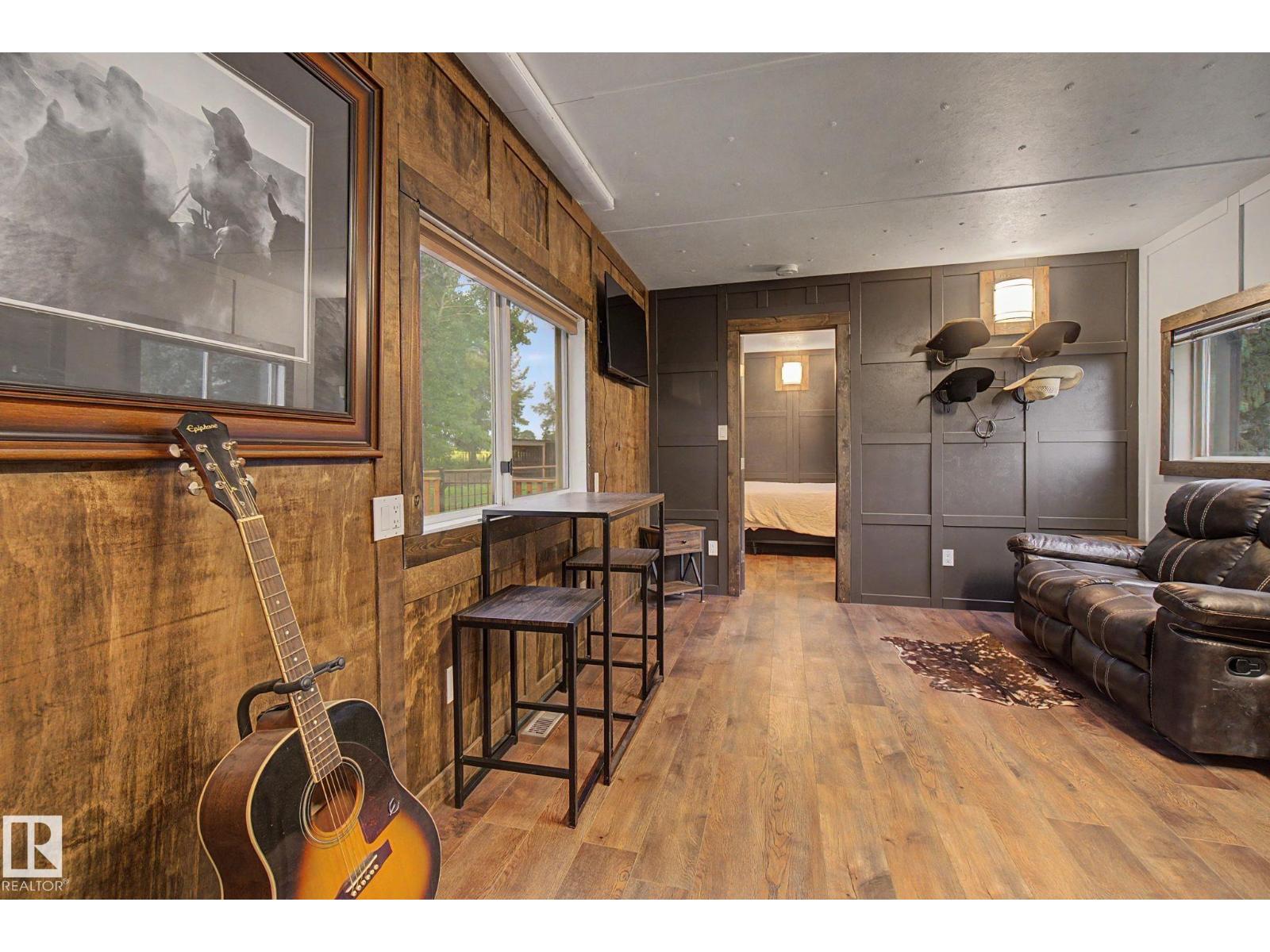52024 RGE ROAD 271 - 54