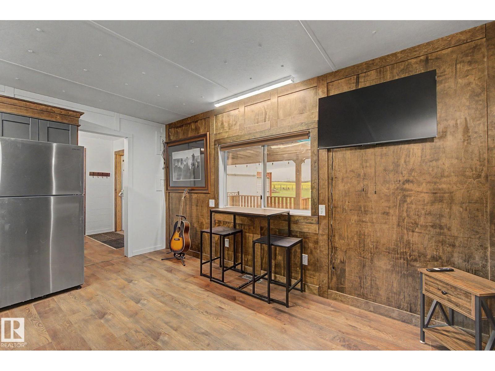 52024 RGE ROAD 271 - 57