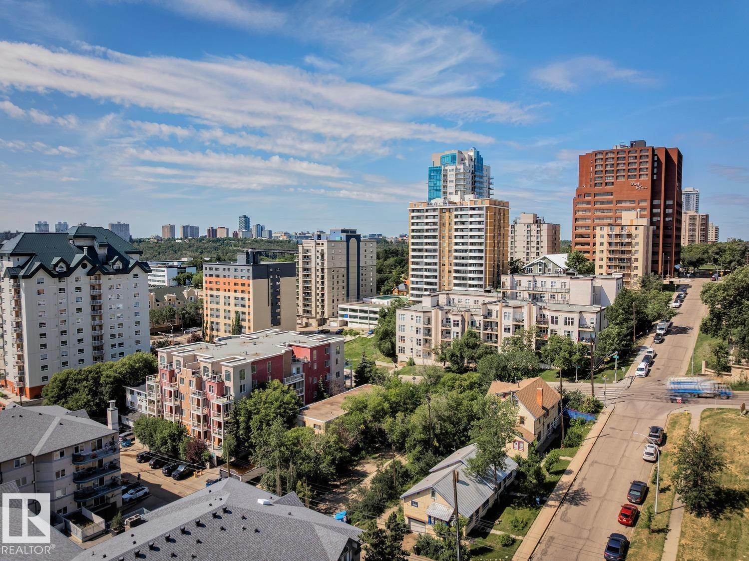 #906 9819 104 ST NW - 24