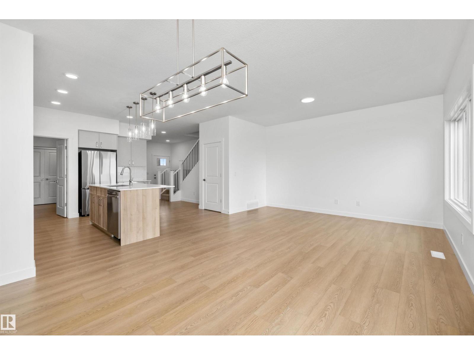 6292 180 AV NW - 18