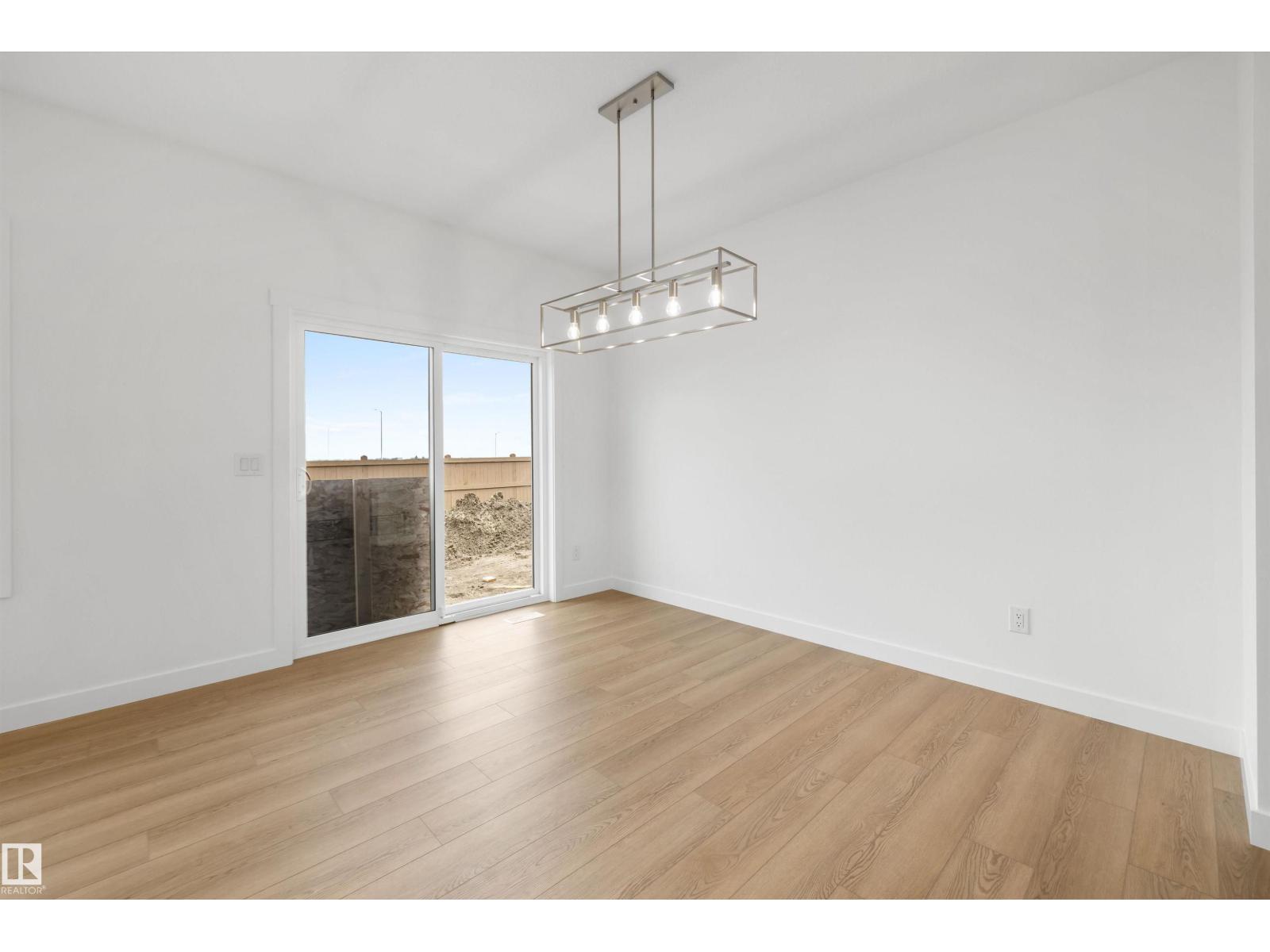 6292 180 AV NW - 16