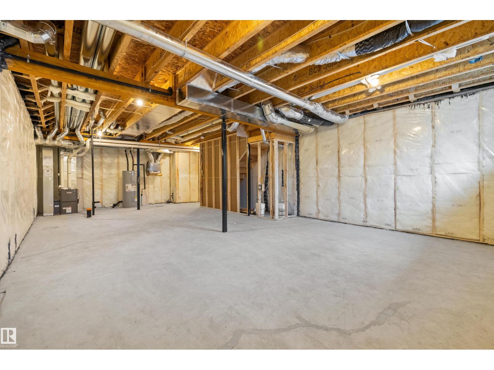 6292 180 AV NW - 43
