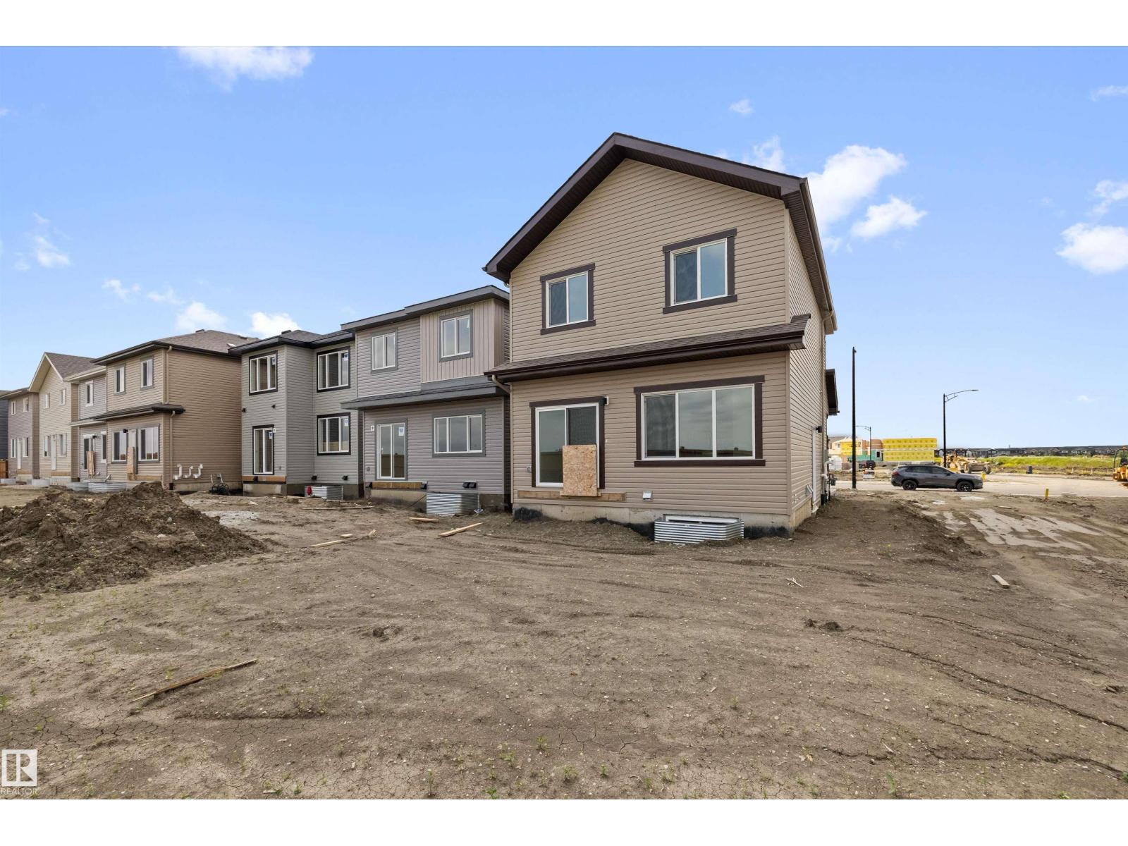 6292 180 AV NW - 45