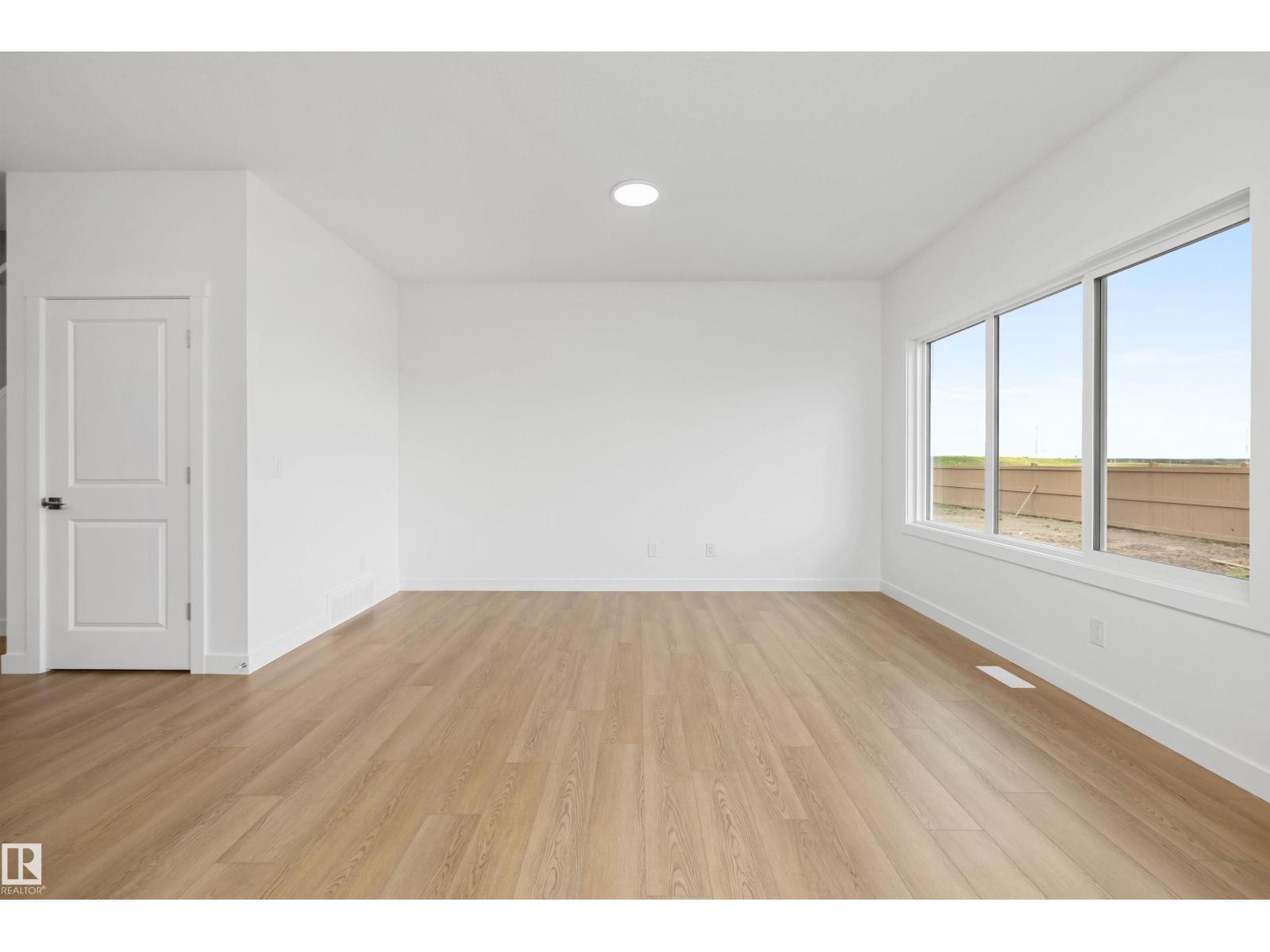 6292 180 AV NW - 22