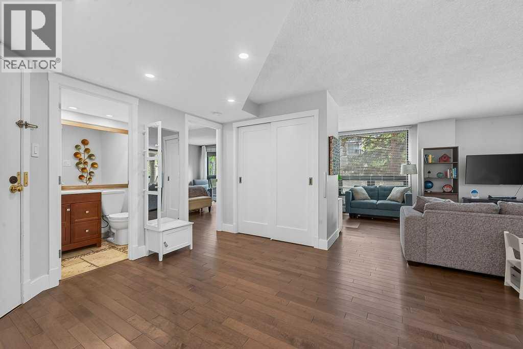 #230 1304 15 Avenue SW - 3