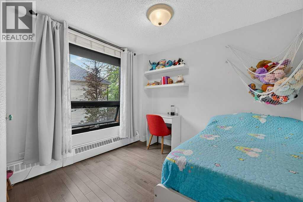 #230 1304 15 Avenue SW - 26