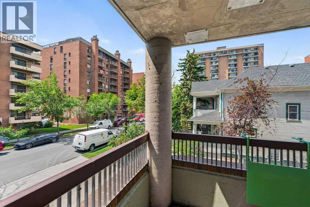 #230 1304 15 Avenue SW - 33