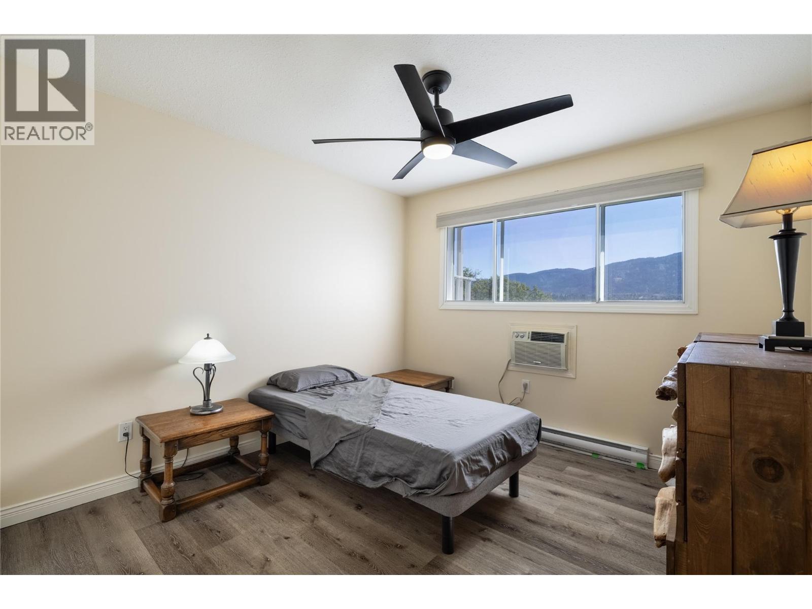 #204 4004 34 Street - 21