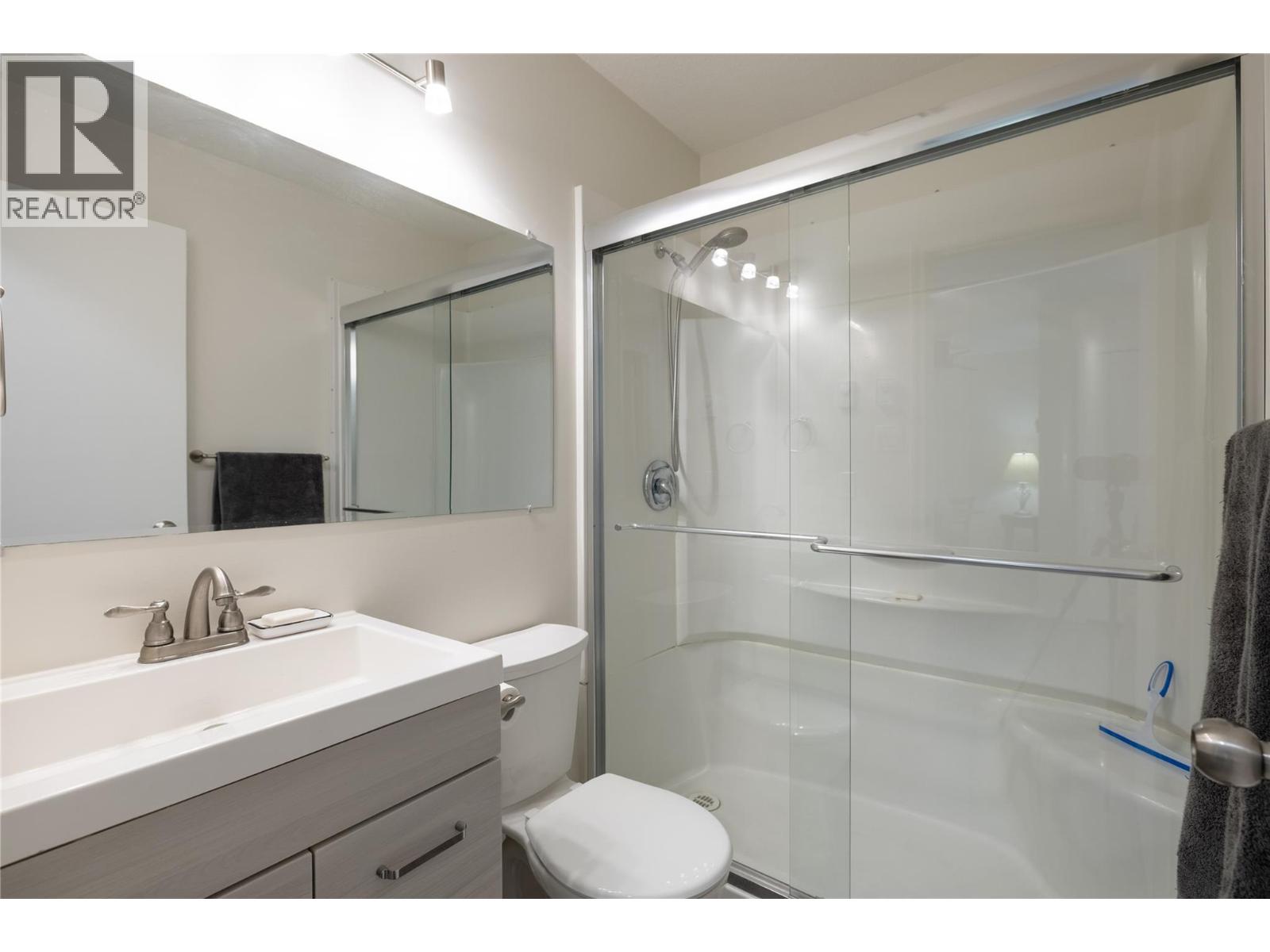#204 4004 34 Street - 24