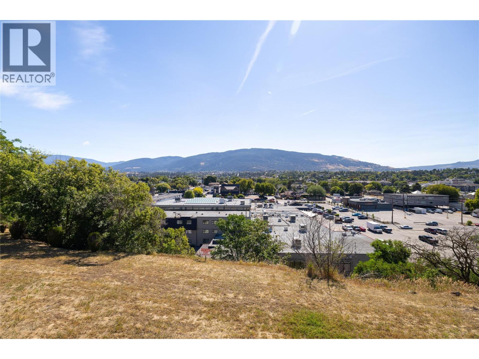 #204 4004 34 Street - 18