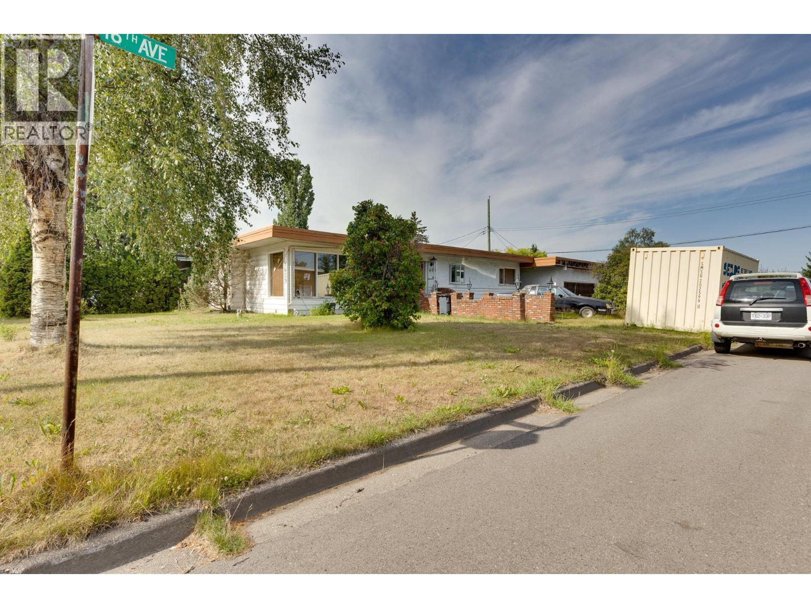 Photo 15 of 17 — 1603 PINE STREET · Prince George, BC